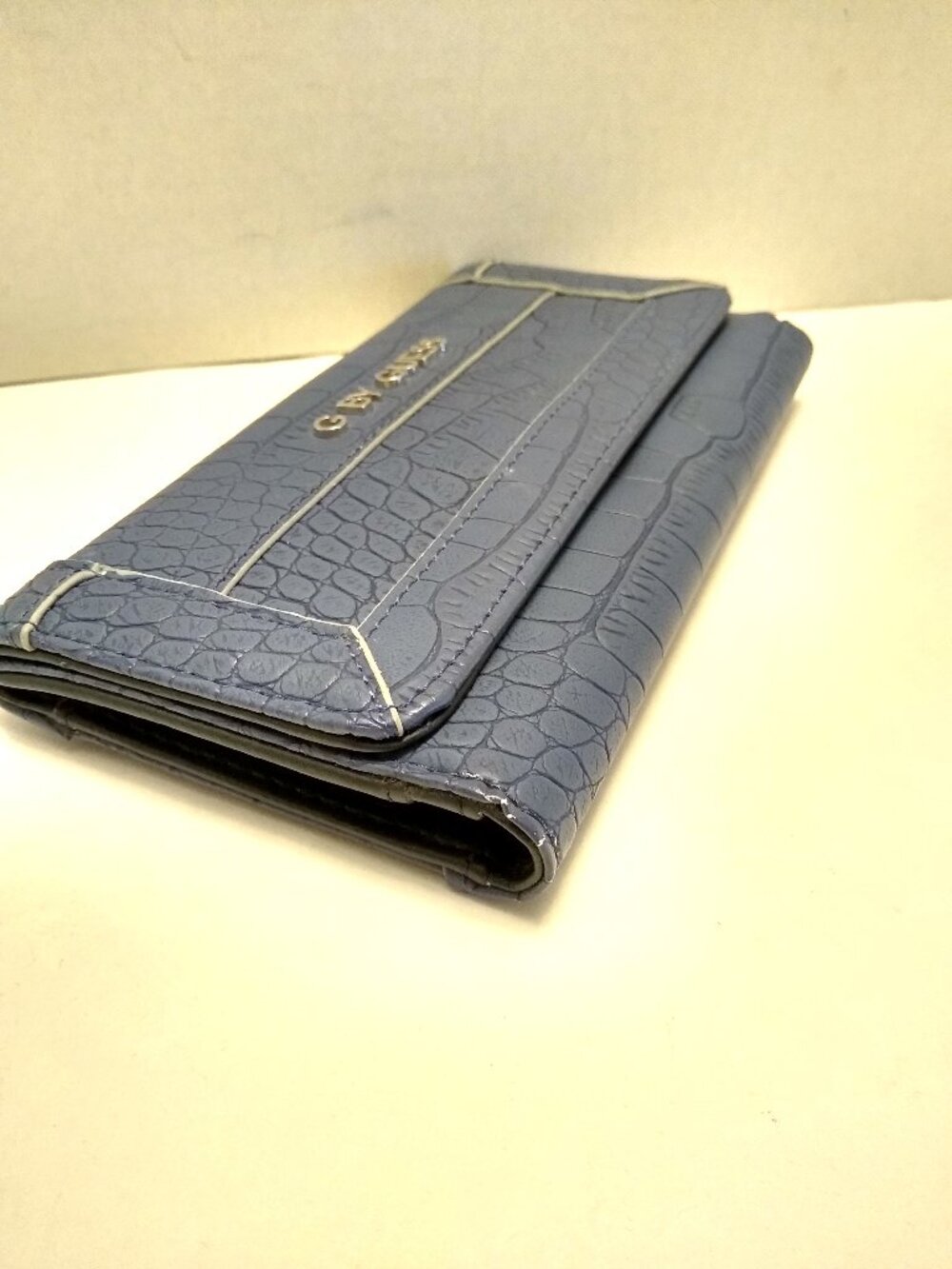 G by Guess Blue Tri-fold Wallet - Picture 4 of 8
